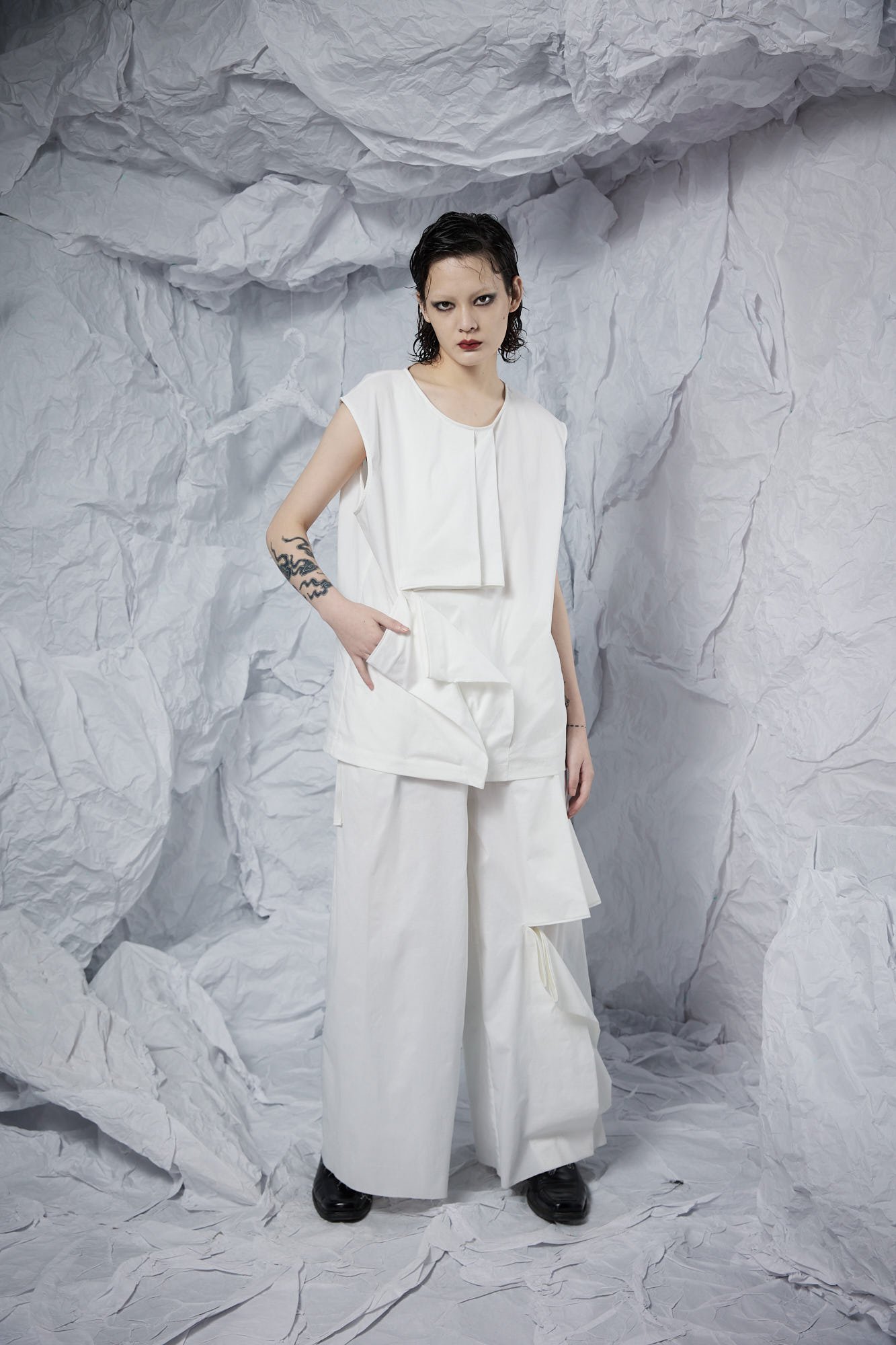Sleeveless Top with Deconstruction Pleats — INF - Garment for the